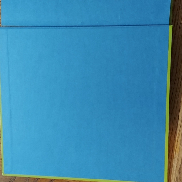 Disney's My Very First Winnie the Pooh More Growing Up Stories - Picture 3 of 16